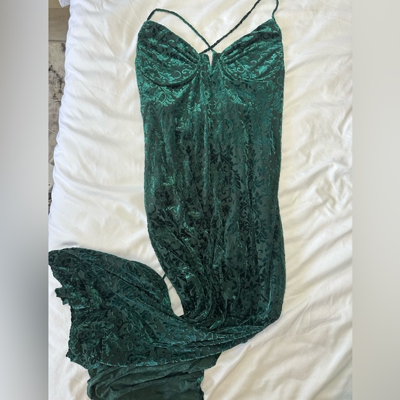 Vici Velvet Green Floral Midi Split Dress Size Small - Picture 3 of 3